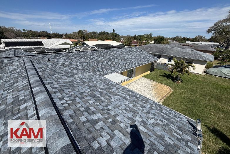 Is a Roofing Service Contract Right for Your HOA?
