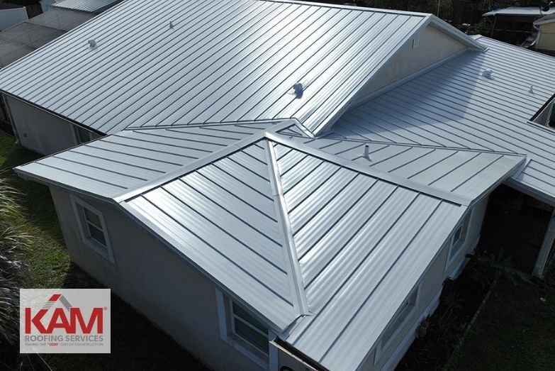 Can My Tampa HOA Deny a Metal Roof?
